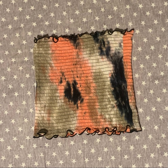 pretty marble design top - Picture 2 of 2